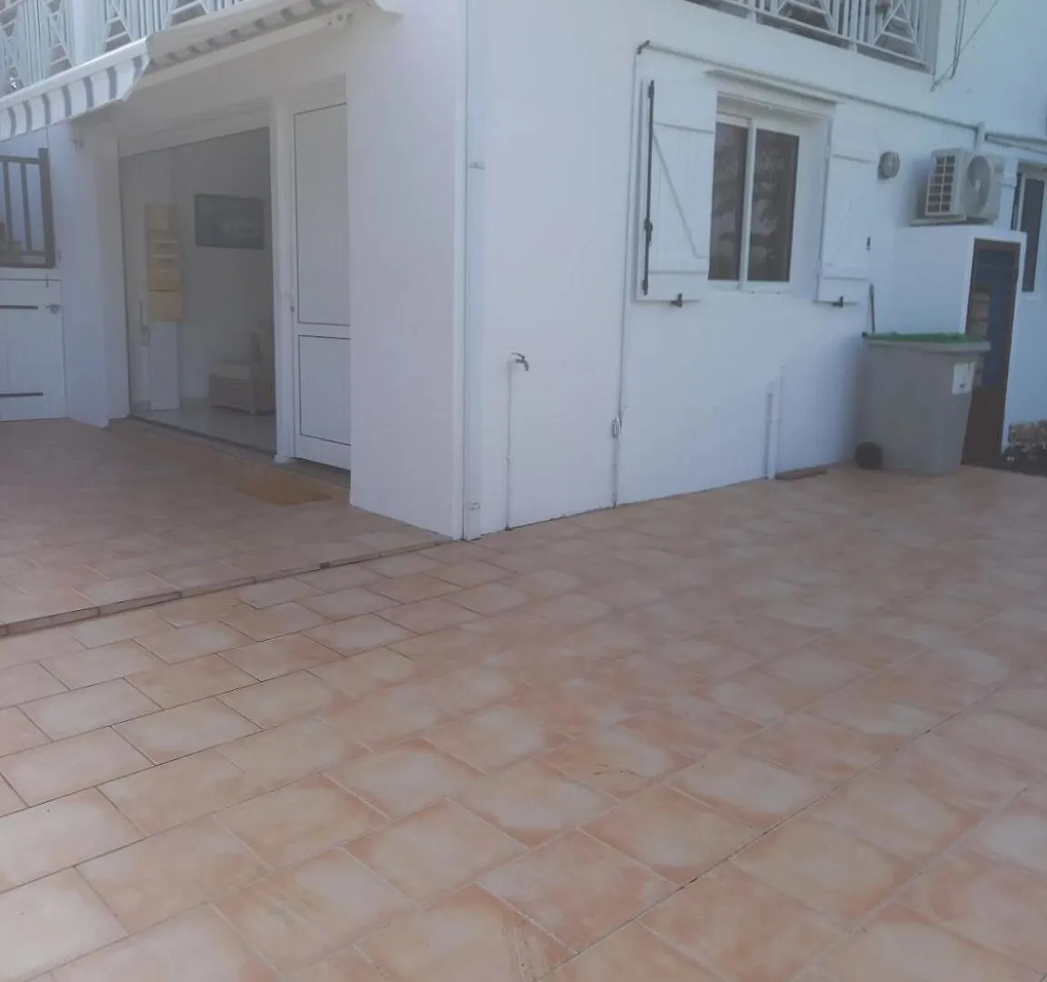 Appartement Confortable Avec Terrasse A Petit Canal 50 M² Apartment Petit-Canal
